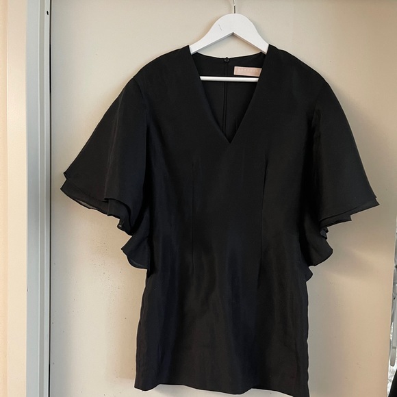 KEEPSAKE The Label All Yours Flutter Sleeve Dress - Picture 4 of 6